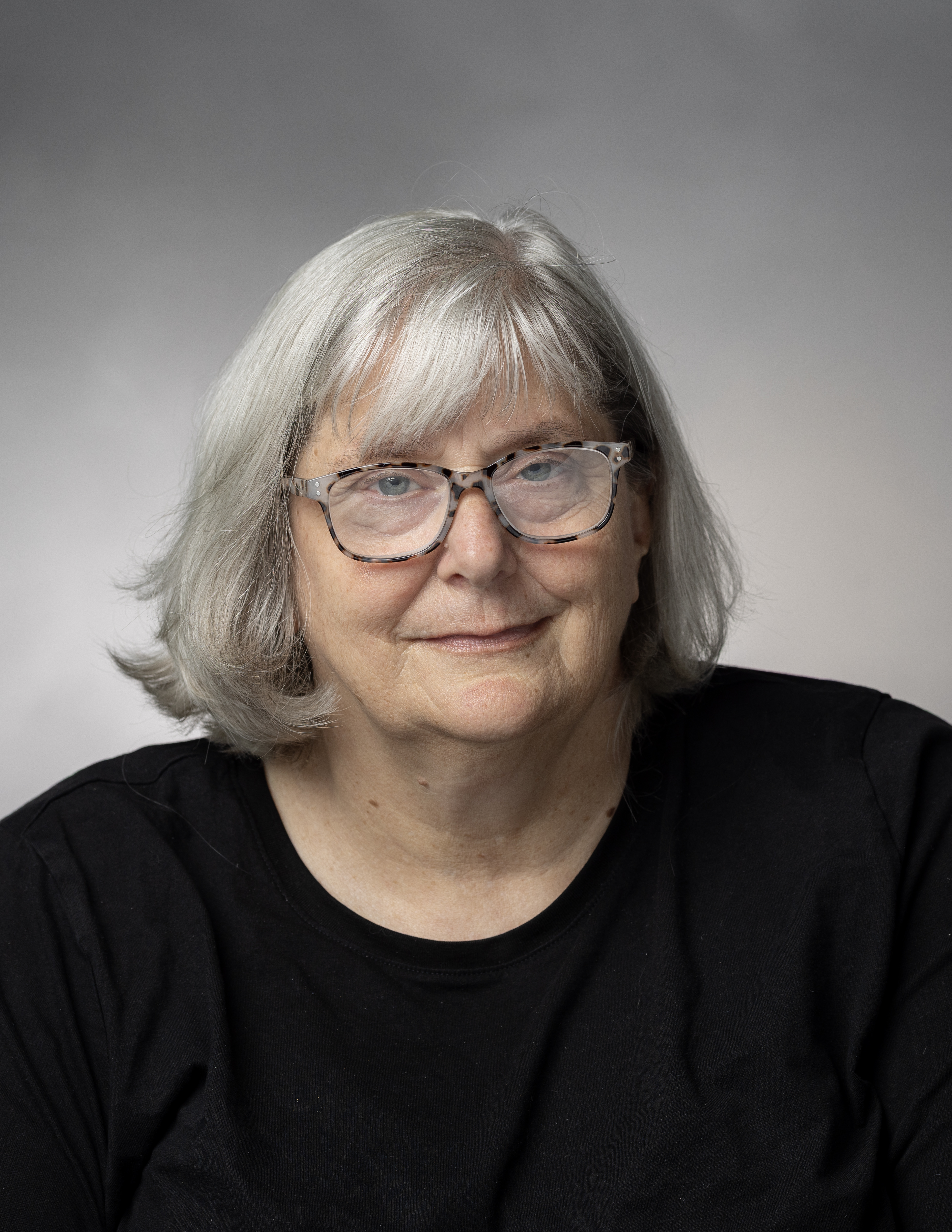 Kathleen Headshot