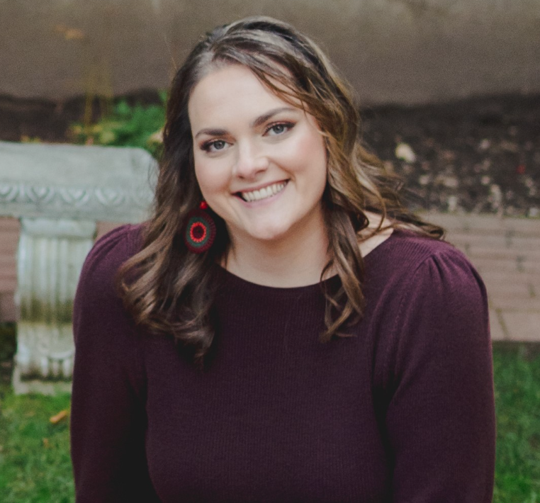 Katherine Hackett headshot