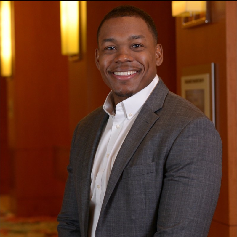 Sheldon Armstron headshot