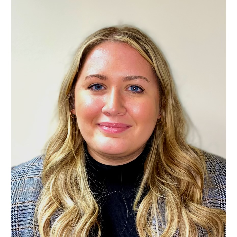 Victoria Olsen headshot